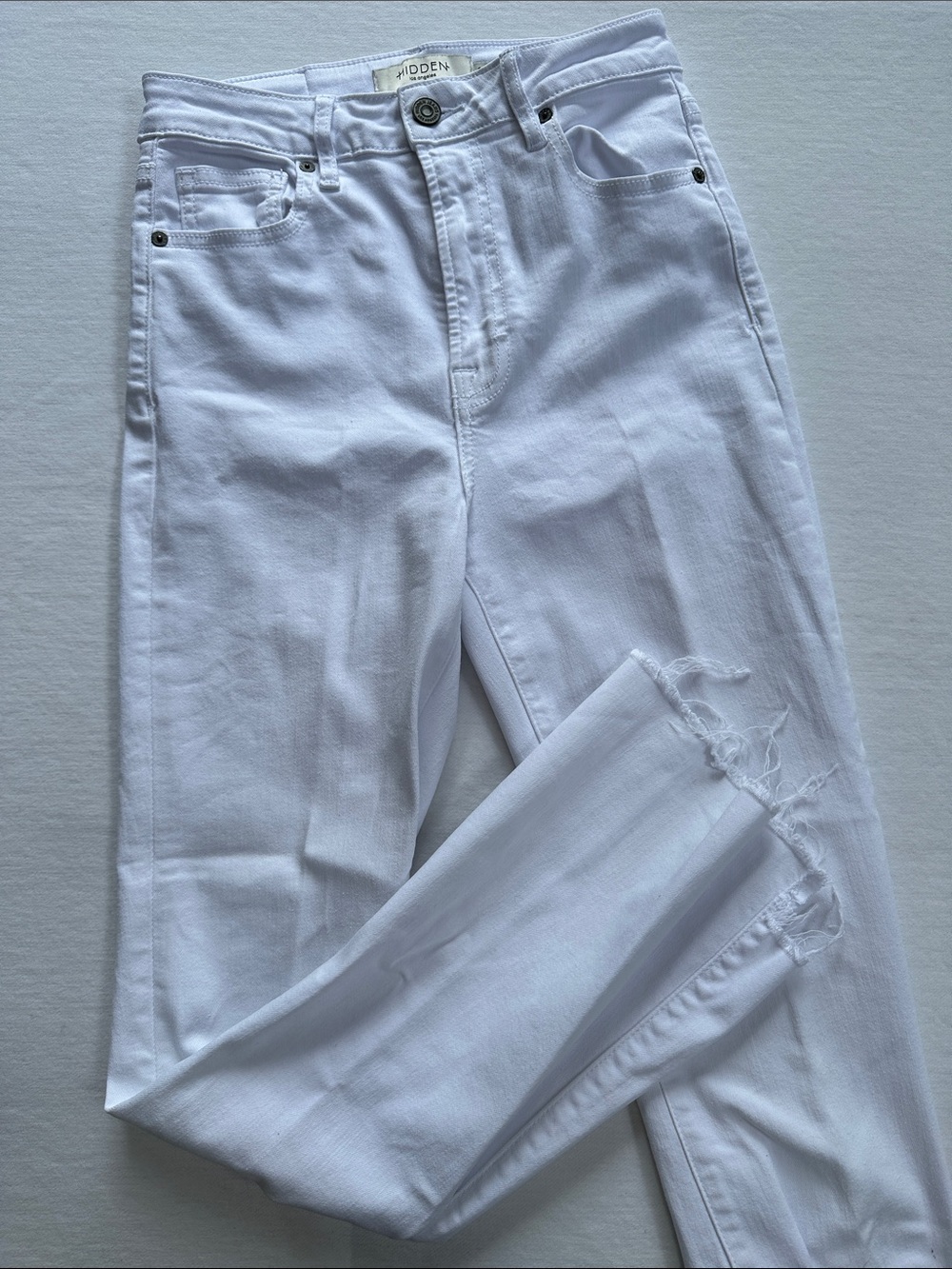 White Skinny straight leg Jeans - juniors. Size 25